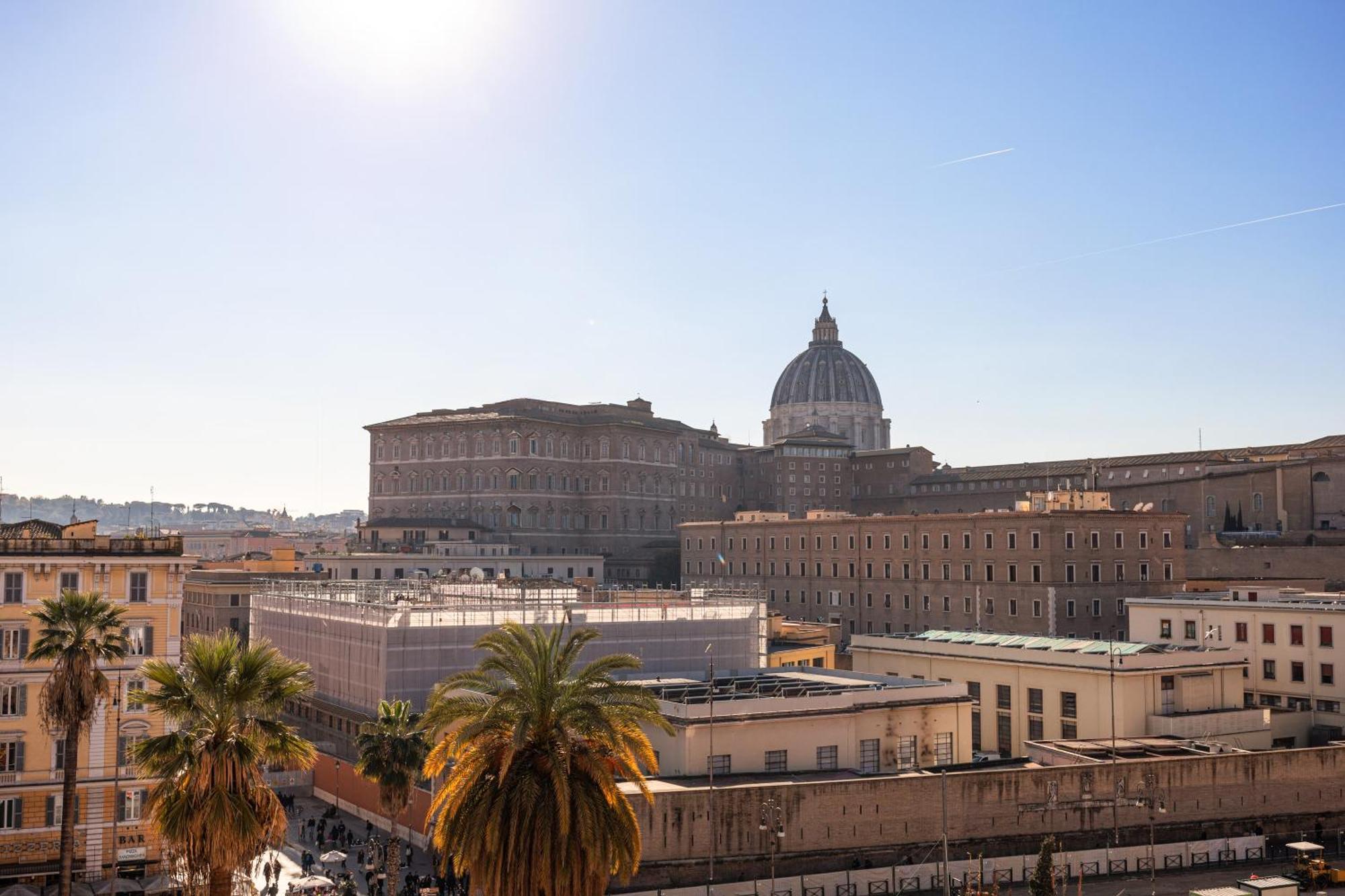 R.C. Vatican View — Photos 2